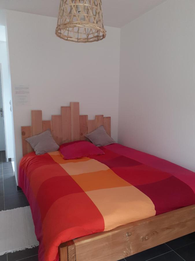 Chambre Privee Au Coeur D'Une Pinede Dans Un Quartier Residentiel Hotel Lézignan-Corbières Eksteriør billede